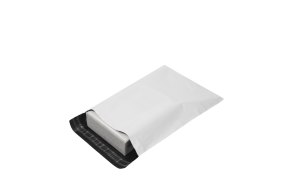 Mailing Envelope - White M unprinted